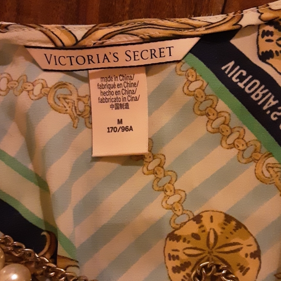 LIKE NEW VICTORIAS SECRET ROMPER MEDIUM - Picture 3 of 3